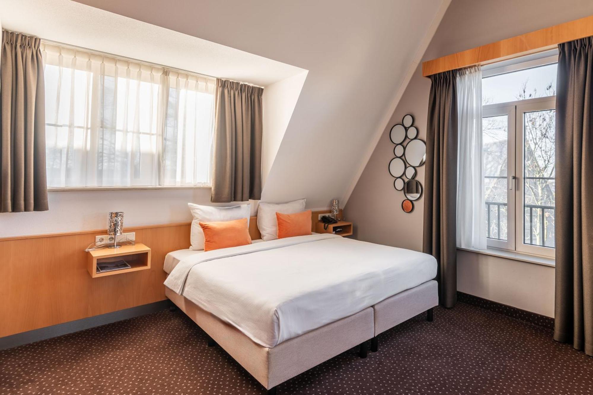 Hotel アールスメール エクステリア 写真