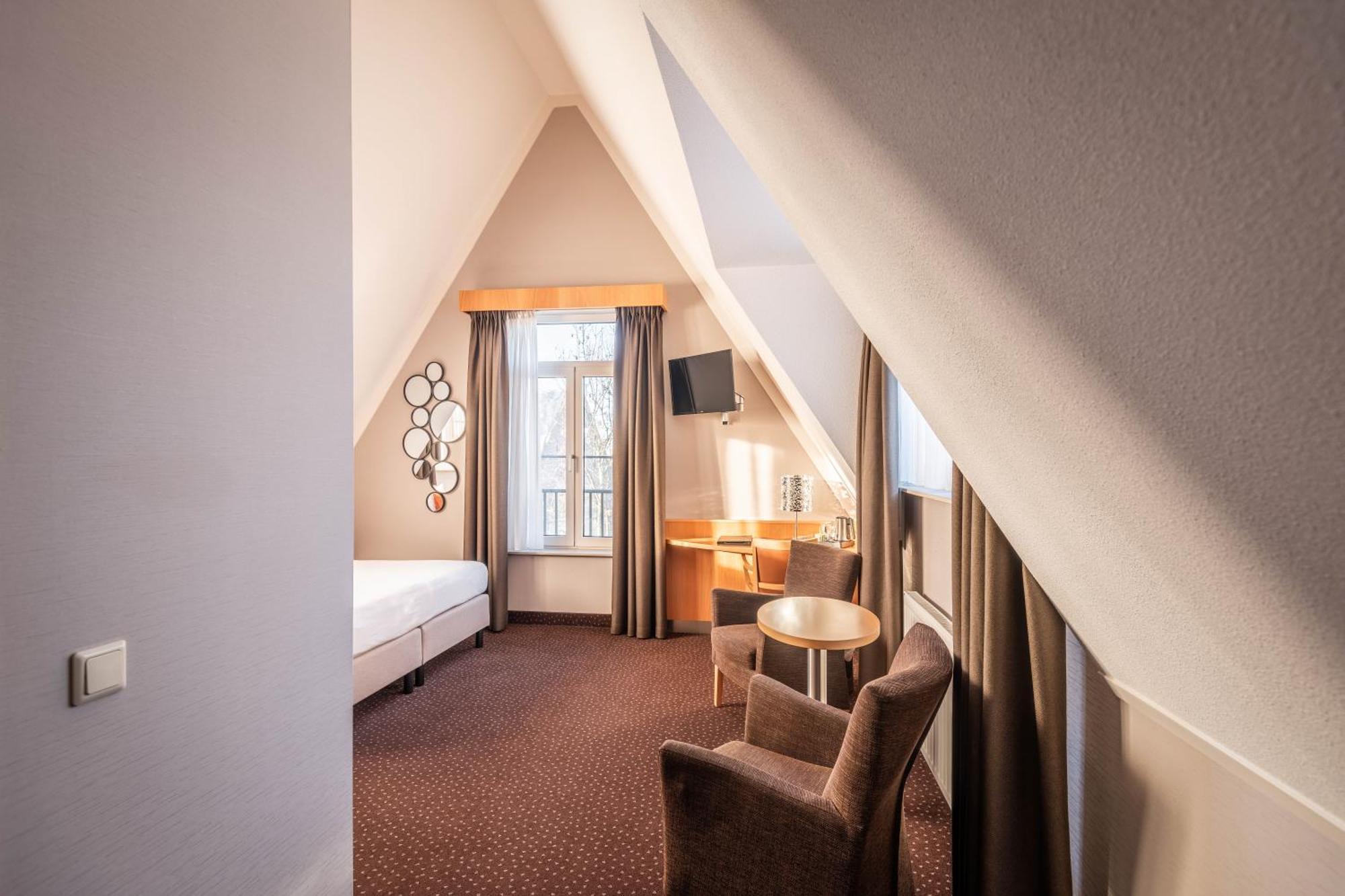 Hotel アールスメール エクステリア 写真