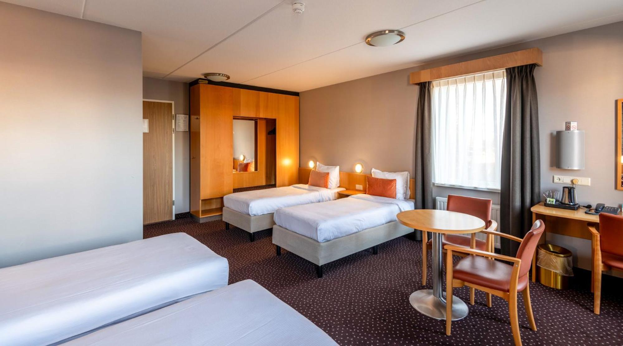 Hotel アールスメール エクステリア 写真
