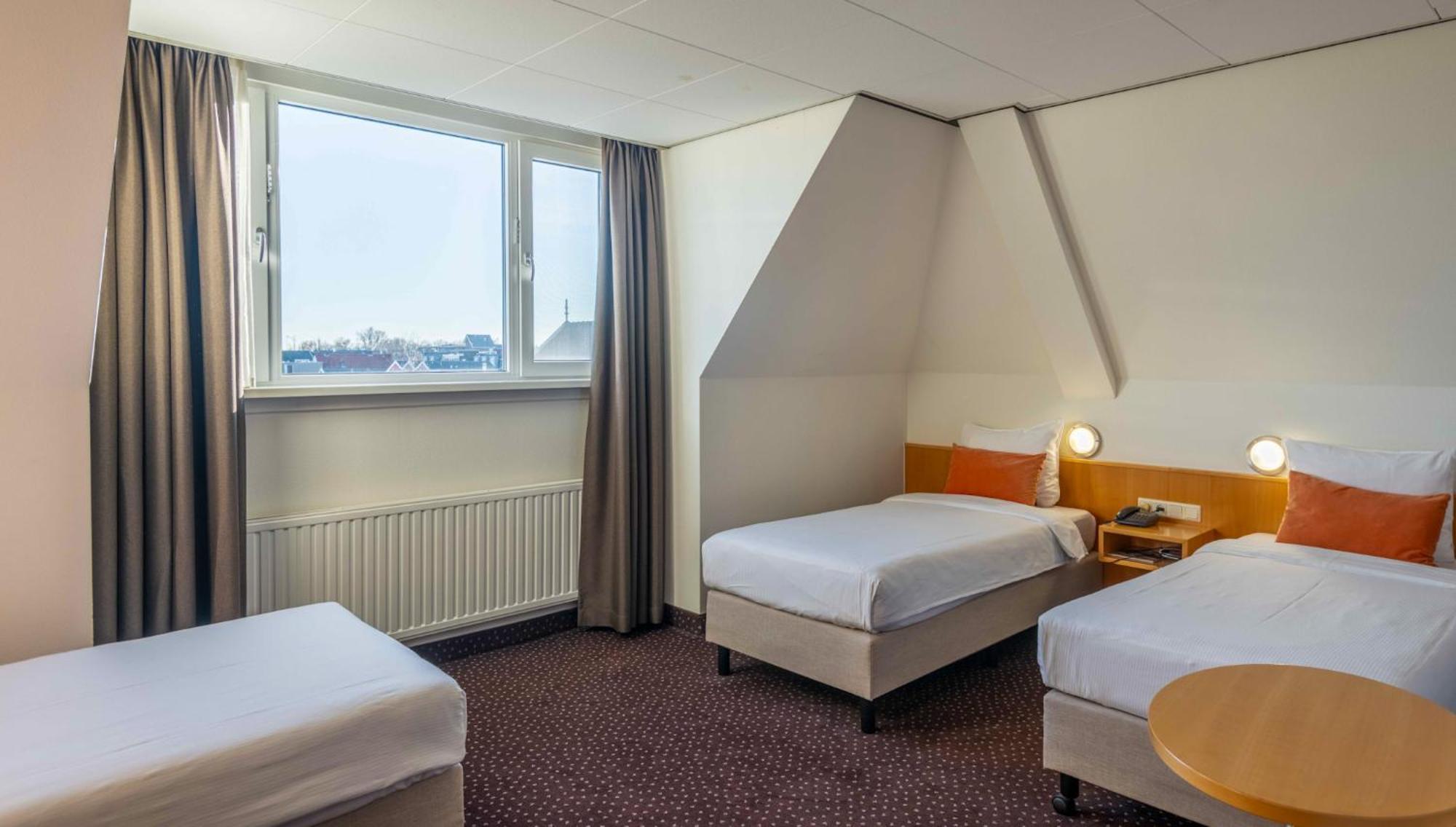 Hotel アールスメール エクステリア 写真