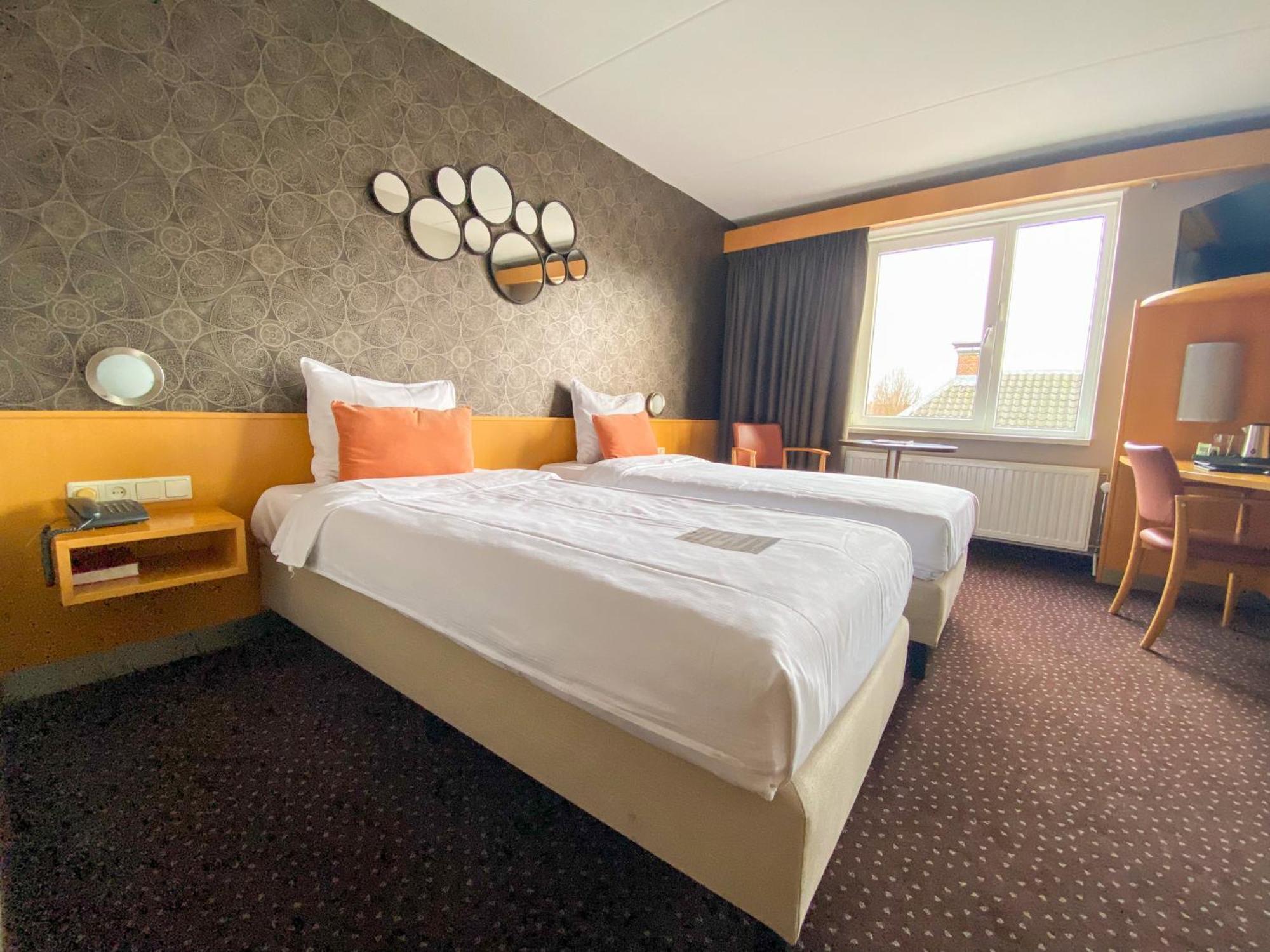 Hotel アールスメール エクステリア 写真